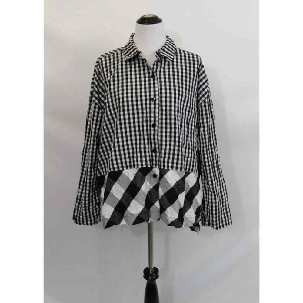 Black & White Gingham Button-Front Blouse